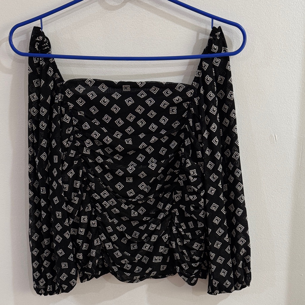 Fashion Brand Company Black And White Diamond Blouse